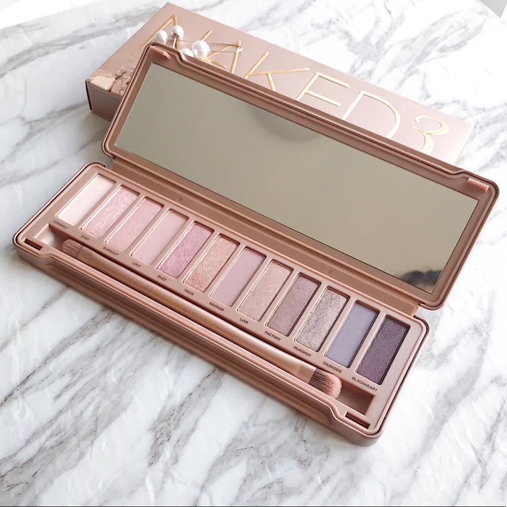 Urban decay Naked 3 eyeshadow palette